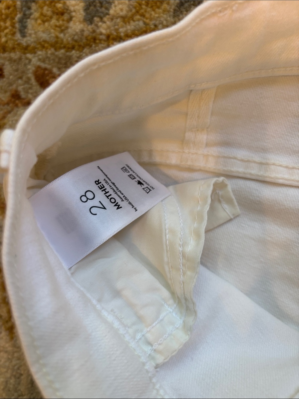 MOTHER The Hustler Ankle Fray Jeans in White - Picture 4 of 5